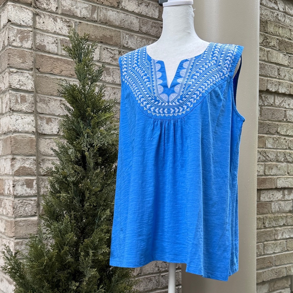 Brand New Susan Graver Sky Blue Embroidered Tank Top - Picture 5 of 13